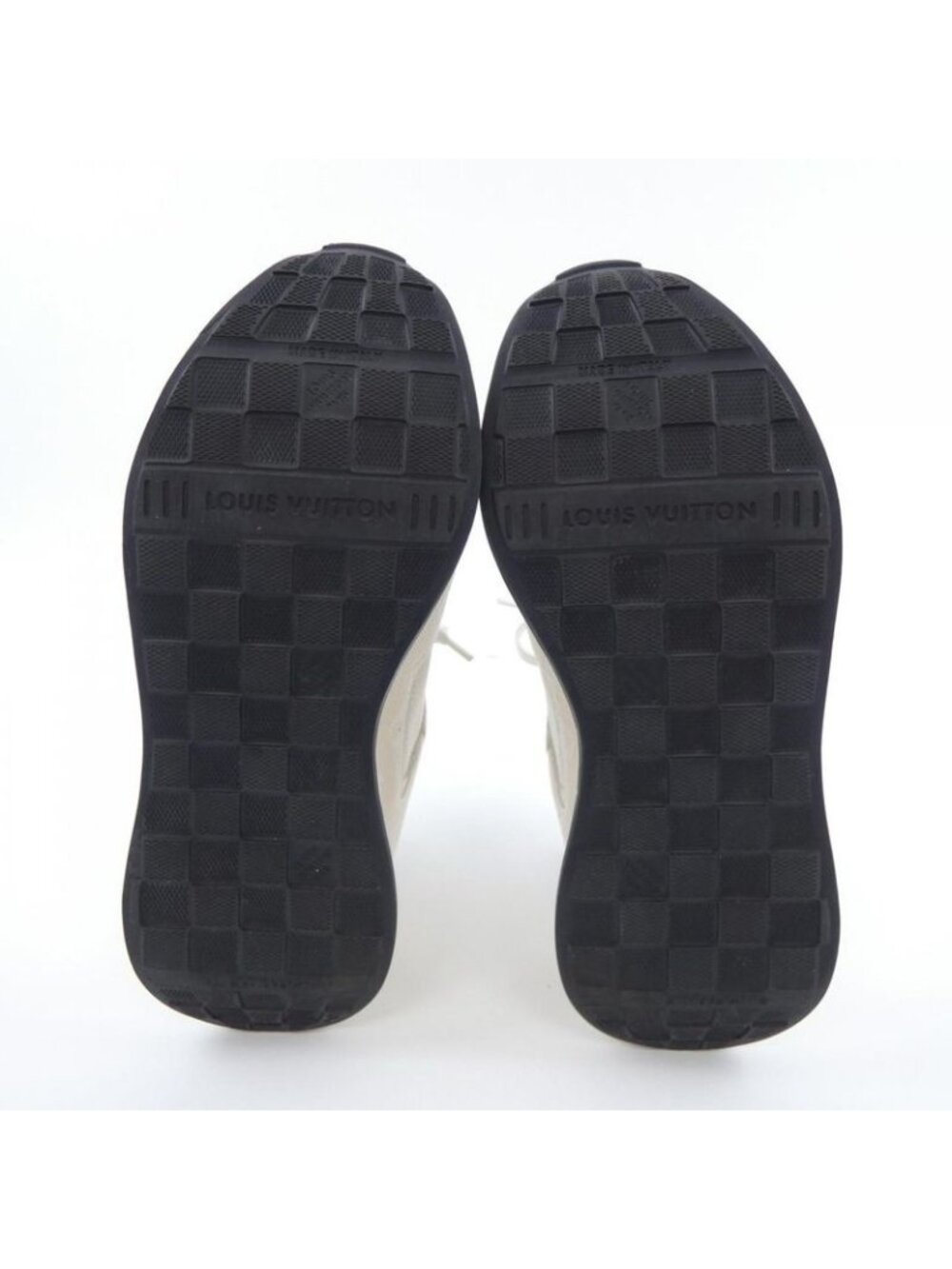 Louis Vuitton Neo Run Away Sneakers - Picture 4 of 6